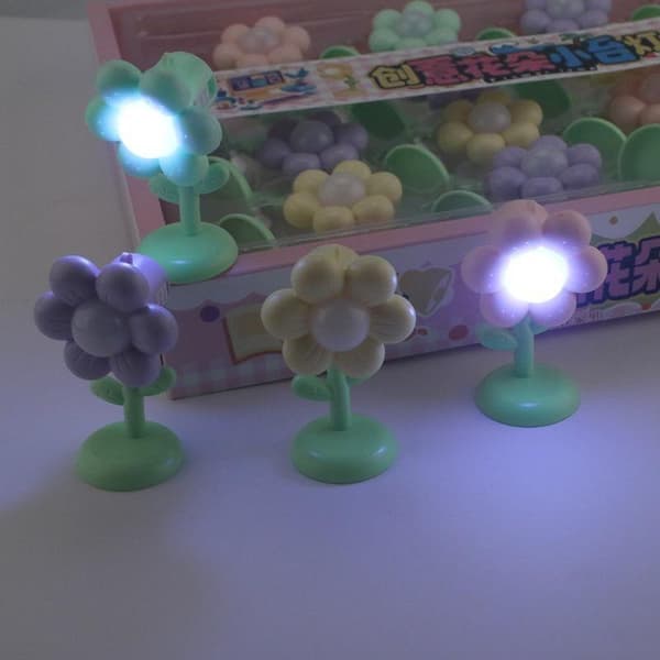 Mini Blomster LED Natlys e Blomster Bordlampe Blødt Varmt Lys