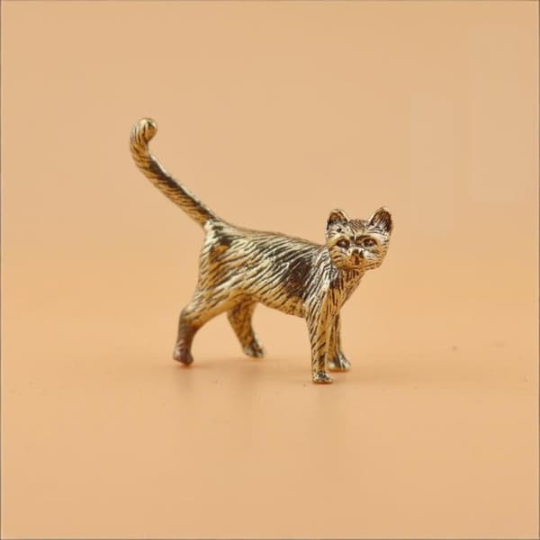 Kattfigur i mässing A2
