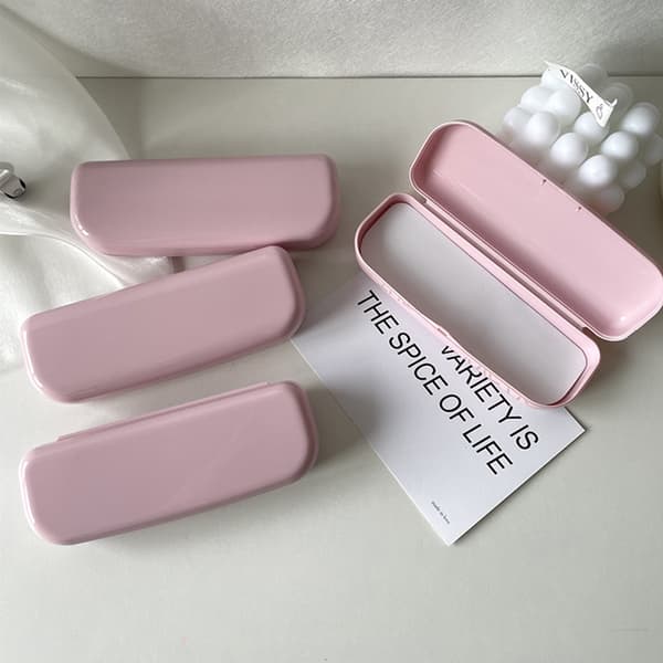 1st optiska ramar case kvinnor och män plast solglasögon White