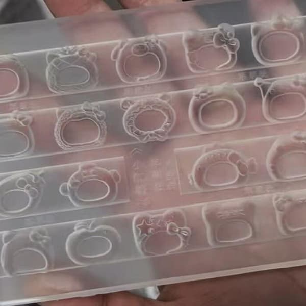 Tegneseriehætte 3D silikoneform neglekunst blød stemplingsplade