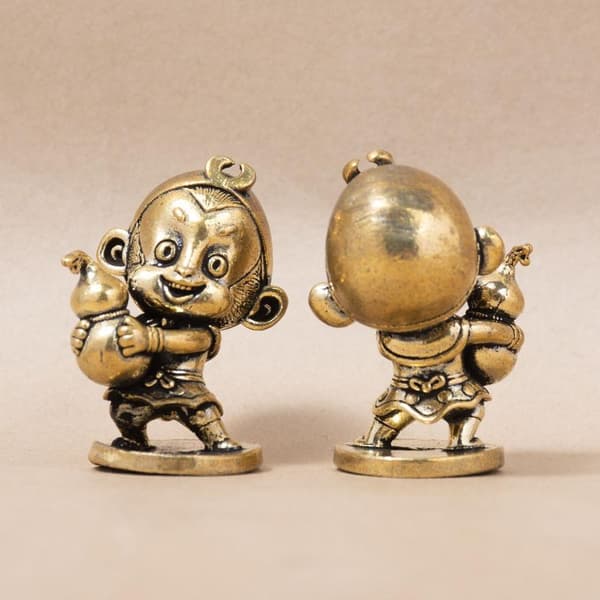 Retro messing tegneserie Sun Wukong klemmer kalebass-figur til hjemmekontoret
