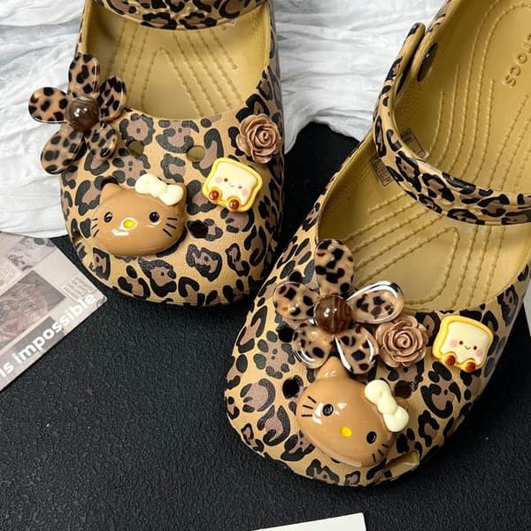 e Brown Hello Kitty Skosmykker Leopard Blomst Rose Toast Design 285
