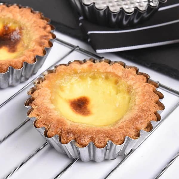 Genanvendelige æggetærteforme i aluminium, non-stick, perforeret bund 6PCS