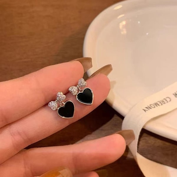Øredobber for kvinner Asymmetrical e Bowknot Black Heart Drop Earrin