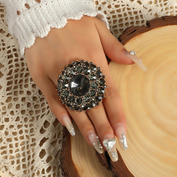 Crystal Stone Ring for kvinner Vintage kvinnelig bryllupsfest juvel A10