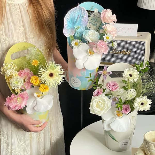 1/3 st Kraftpappershandväska Vattentät presentförpackning Handväska Blomster P E 3Pcs