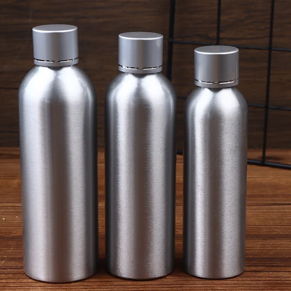 Tomme sølvfargede aluminiumslotionflasker påfyllbare kosmetikkbeholdere 120ML