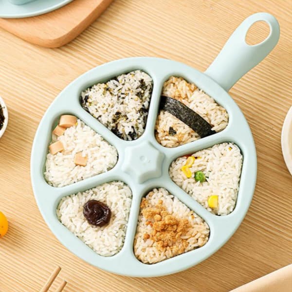 6-i-1 trekantet sushiform til risboller, non-stick Beige