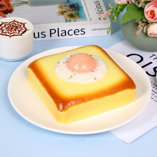 Stekt Egg Toast Squishy Leketøy Yellow
