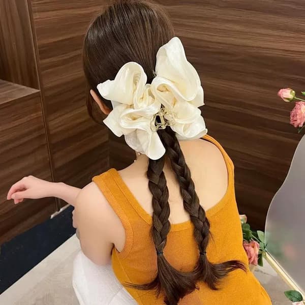 Bløde plisserede chiffonblomst bananhårklemmer skridsikre elegante A2