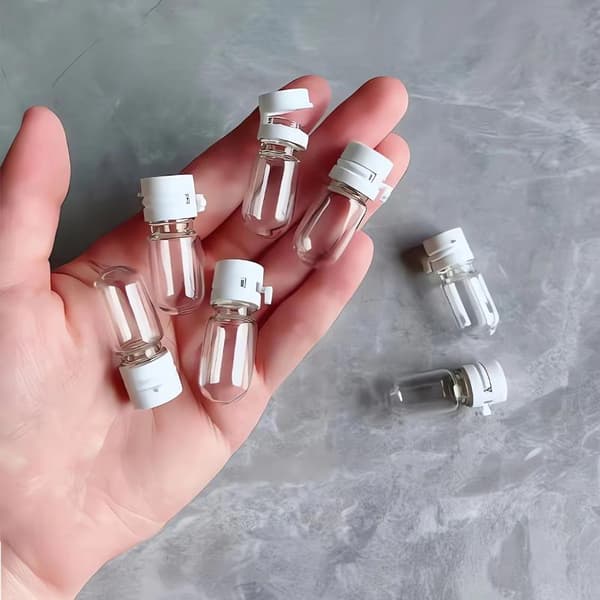 10 Mini Reseflaskor, Läckagesäkra Bärbara Transparenta Tomma Glasflaskor 10pcs