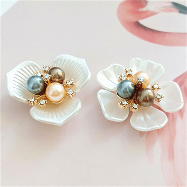 2 STK Flower Pearl Strass Knappar Hantverk Kläder Legering Metall A3