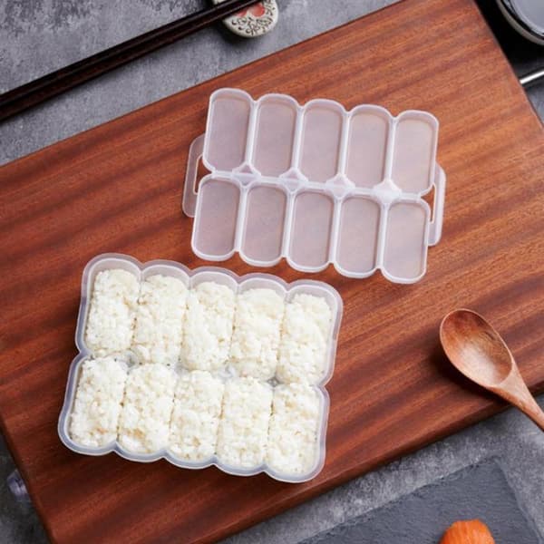 10 Gitre Risbolleform Sushi Værktøj DIY Hjemmekøkken Klar Onigiri