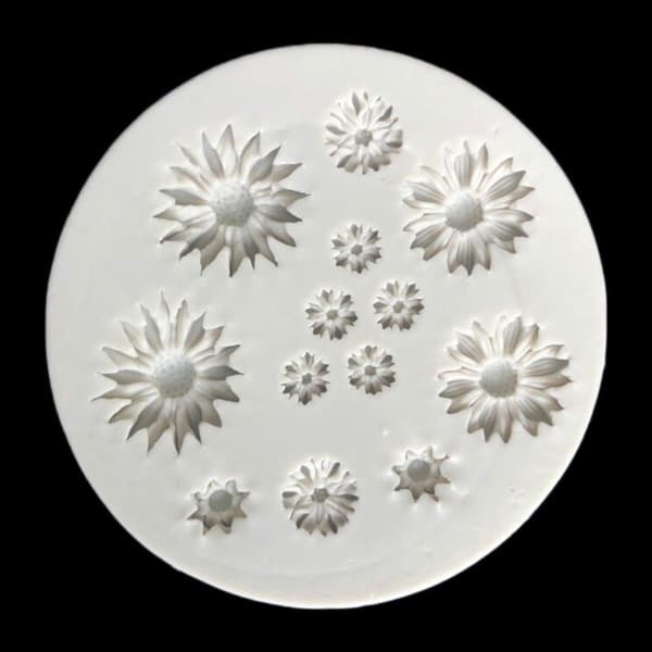 Daisy Wild Chrysanthemum Flower Shape Silikonform Bakform 8cm