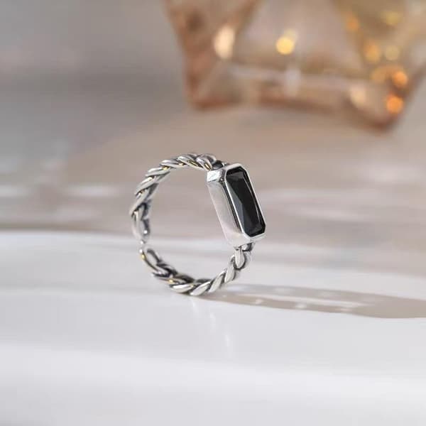Mode Firkantet Sort Rhinestone Ring Kvinder Justerbar Åben Ring 1pc