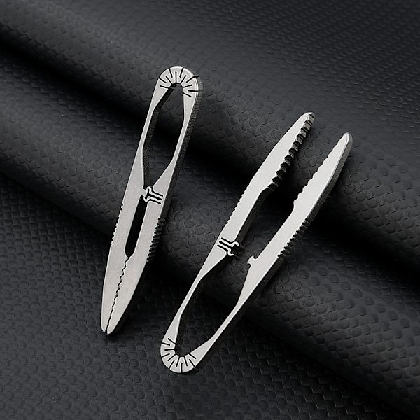 Titaaniseoksesta valmistetut pinsetit Clip Mini Titanium Pinsets Small Titan