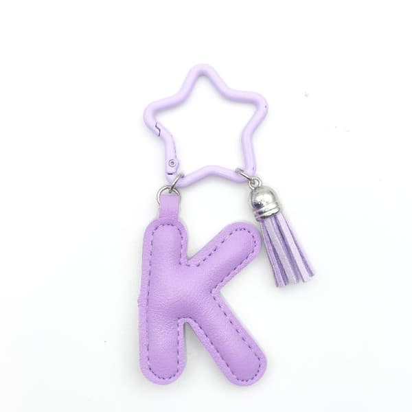 Kawaii Star Nyckelring Tofs Läder A-Ö Initial Väskberlocker Dam M