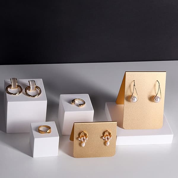 Metal Stud Dingle Øreringe Display Rack T Stand Smykkeophæng A2