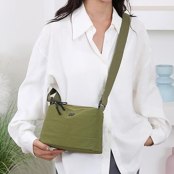 Myk Nylon Stoff Dame Skulderveske Flere Lommer Uformell Stil Khaki