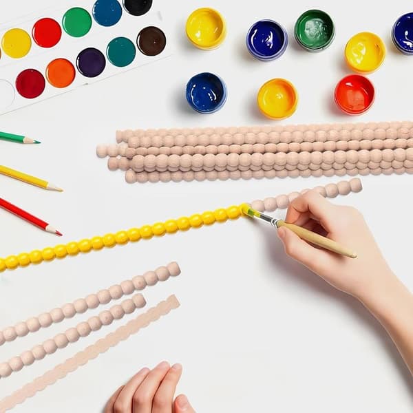 8 stk. ubehandlet trelist med perler i flere størrelser B3