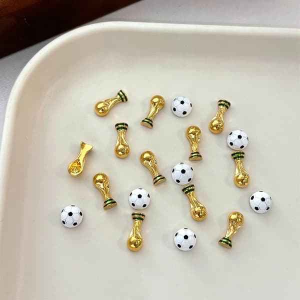 5/10 stk. VM Fodboldtrofæ Neglekunst Charms Premium Legering V A2 5PCS