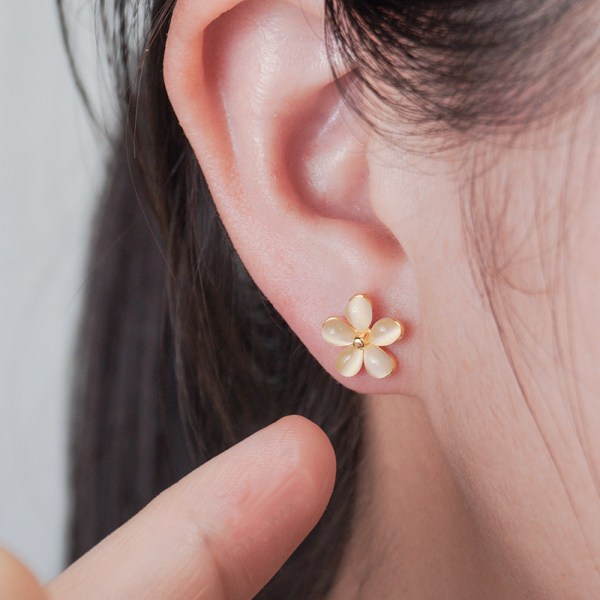 1 Par Ins opal blomst øredobber for kvinner Ørebein neglebrusk