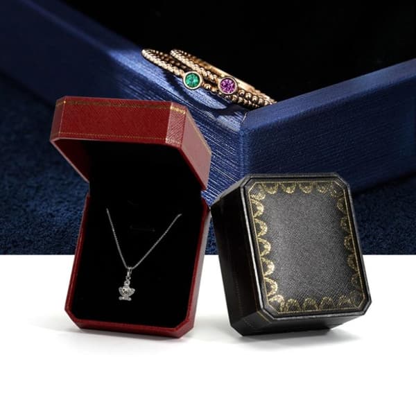 Halsband Display Box Sammet Foder Elegant Hänge Förvaringsfodral C Red