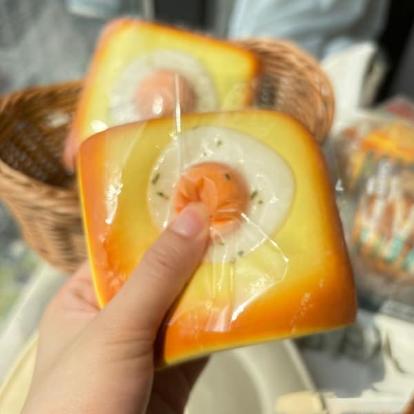 Stekt Egg Toast Squishy Leketøy Yellow