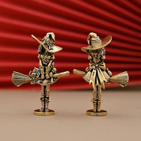 Messingheksfigur med retrodesign, holdbart materiale, Halloween