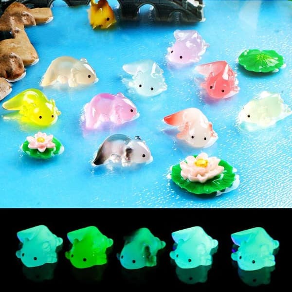 10 stk. Mini Salamanderfigurer Lysende Fargerike Små Aksolotler A2