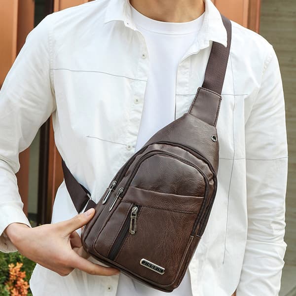 Crossbody-väskor för män Bröstväska för män Designer Messenger-väska Lea Brown