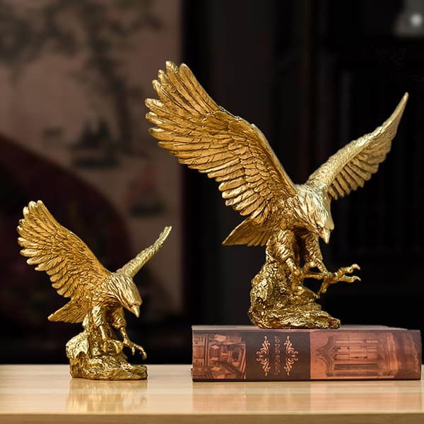 Resin Golden Eagle Statue Art Animal Model Collection Ornament E