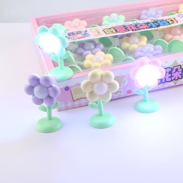 Mini Blomster LED Natlys e Blomster Bordlampe Blødt Varmt Lys