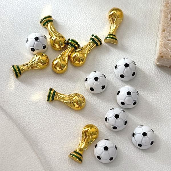 5/10 stk. VM Fodboldtrofæ Neglekunst Charms Premium Legering V A2 5PCS