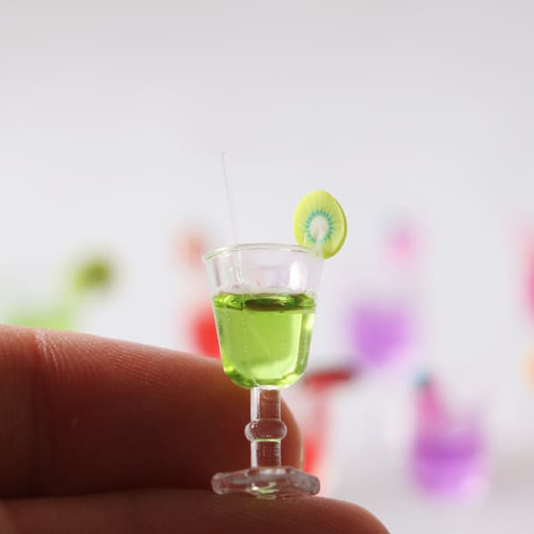 4 kpl 1:6 Dollhouse Miniature Fruit Cocktail Drinks Cup Model Ki