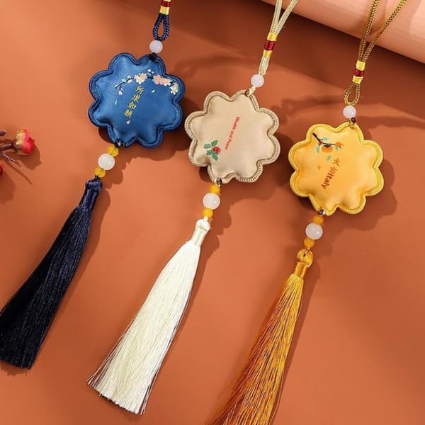Dragebådsfestival Blomsterduftpose Broderi Amulet Sæt (Med Koi fish