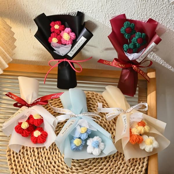 Mini Håndlaget Garn Blomster Hjertebukett Valentinsdag Morsdag A3
