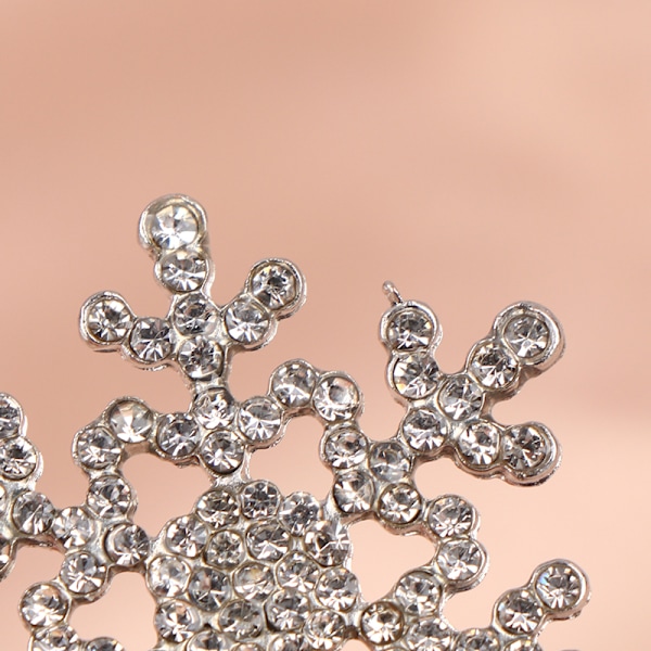 Rhinestone inläggningar snöflinga formad brosch legering brosch smycken sliver