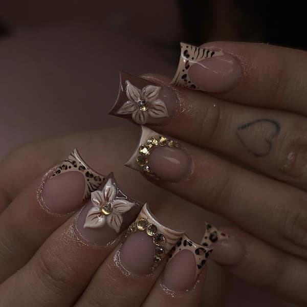 24 STK Andefot Press On Negler Med 3D Blomster Leopardmønster Gull