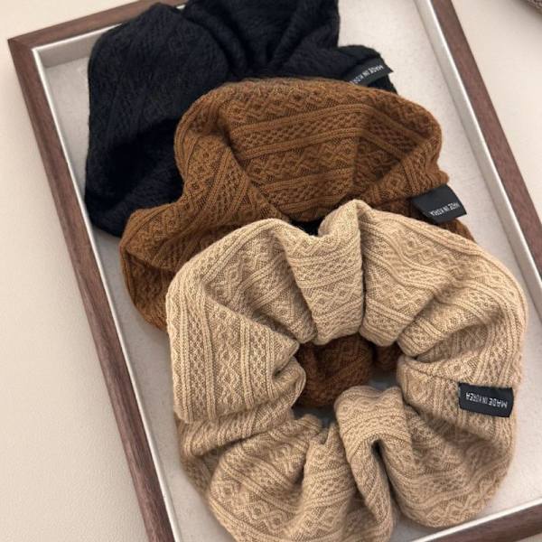 Mode stickad ull Scrunchie Elastiskt hår rep Hår Accessori Dark brown