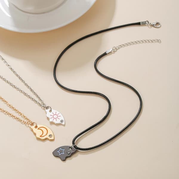3-delat pussel-halsband med sol, måne och stjärnor