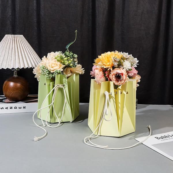 Blomlådor Handvikta Blommor Presentpåse Floristbukettförpackning A4
