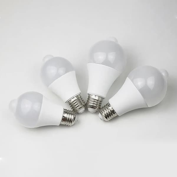 Led lyspære E27 skrue hjemmebelysning Energisparende konstant C D