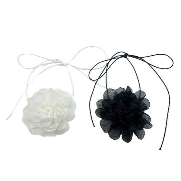 Mustavalkoinen Camellia Kaulakoru Romanttinen kukkakaulakoru Black