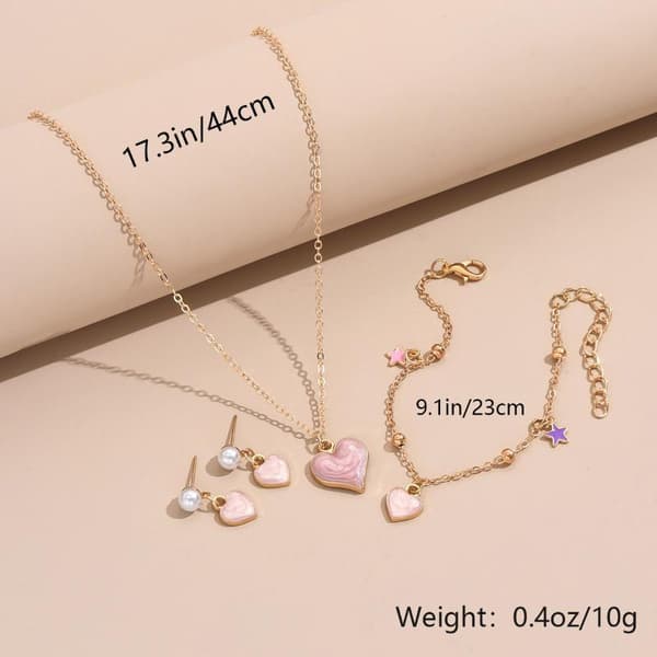 Kullattu korusetti perhos-, sydän- ja apilahelmillä, korvakorut A4