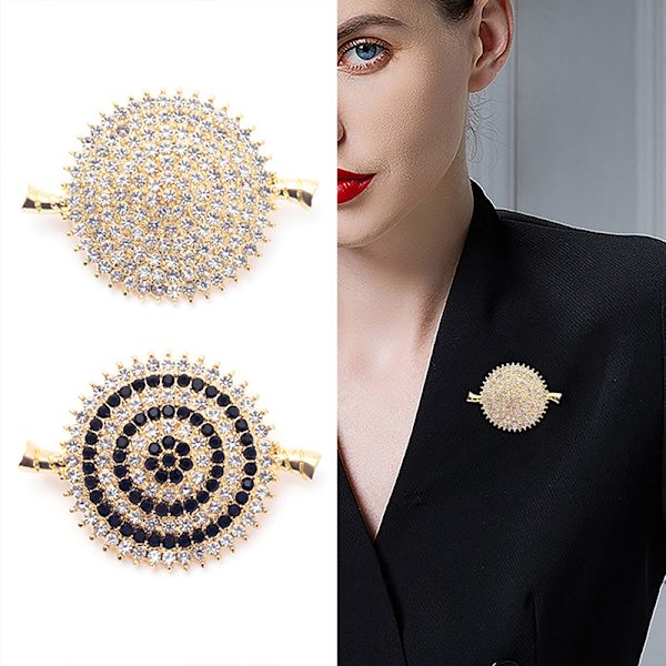 Kreative krystalbrocher Pins Broche Cardigan Faste seler Dre C
