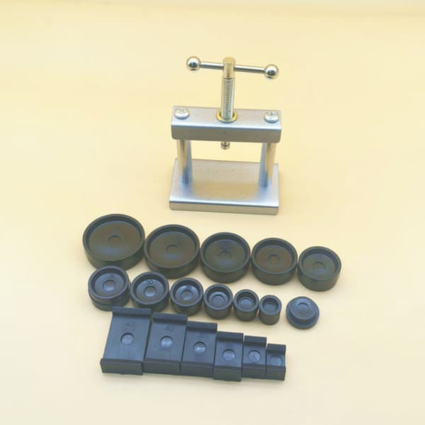 12st 18st Klockpresssats Klockbaksida Stängningsverktyg Passande Form 18PCS