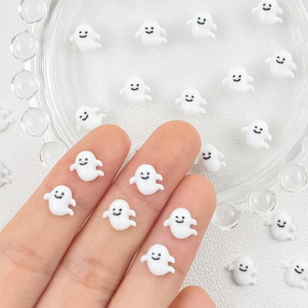 30 stk. Halloween negledekorationer Sorte flagermus edderkopper efterårsnegle A A2 30pcs
