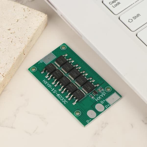 1/5 st 1S BMS 30A 3.2V LiFePO4 / 3.7V Litiumbatteriskydd A1 1Pcs