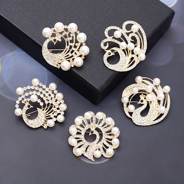 Pearl Rhinestone Peacock Brosje Dyr Corsage Brosjer Bryllup A3